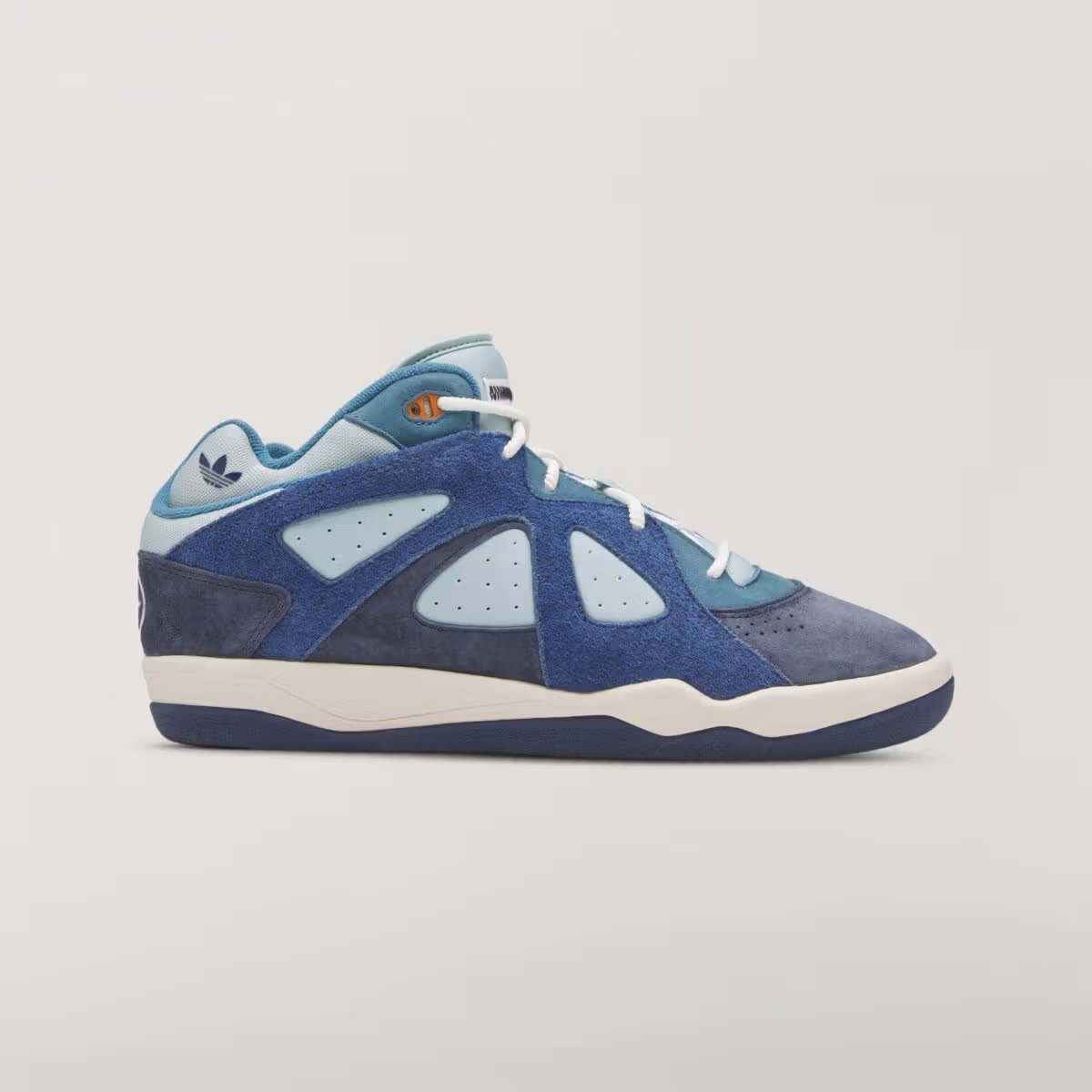 Bad Bunny x adidas BadBo 1.0 "Night Navy" กำหนดวางจำหน่ายกันยายน 2026 โทนสีน้ำเงินเข้มคารวะเปอร์โตริโก