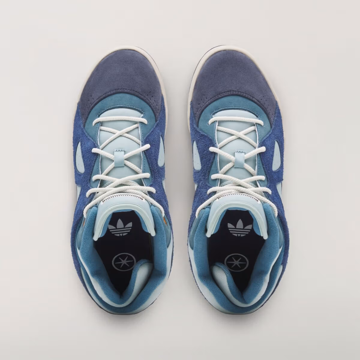 Bad Bunny x adidas BadBo 1.0 "Night Navy" กำหนดวางจำหน่ายกันยายน 2026 โทนสีน้ำเงินเข้มคารวะเปอร์โตริโก