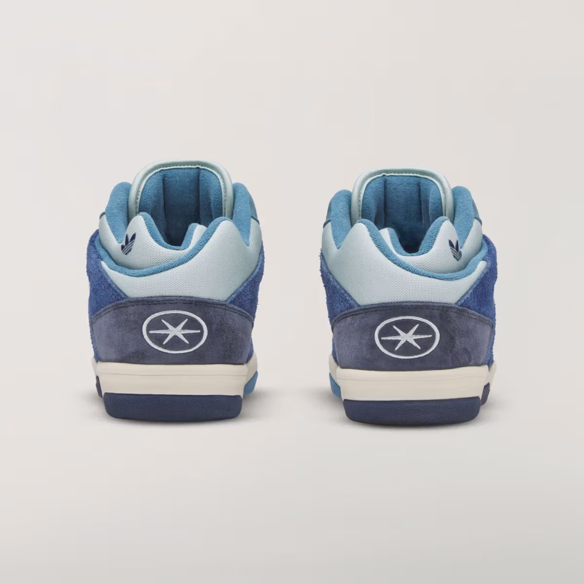 Bad Bunny x adidas BadBo 1.0 "Night Navy" กำหนดวางจำหน่ายกันยายน 2026 โทนสีน้ำเงินเข้มคารวะเปอร์โตริโก