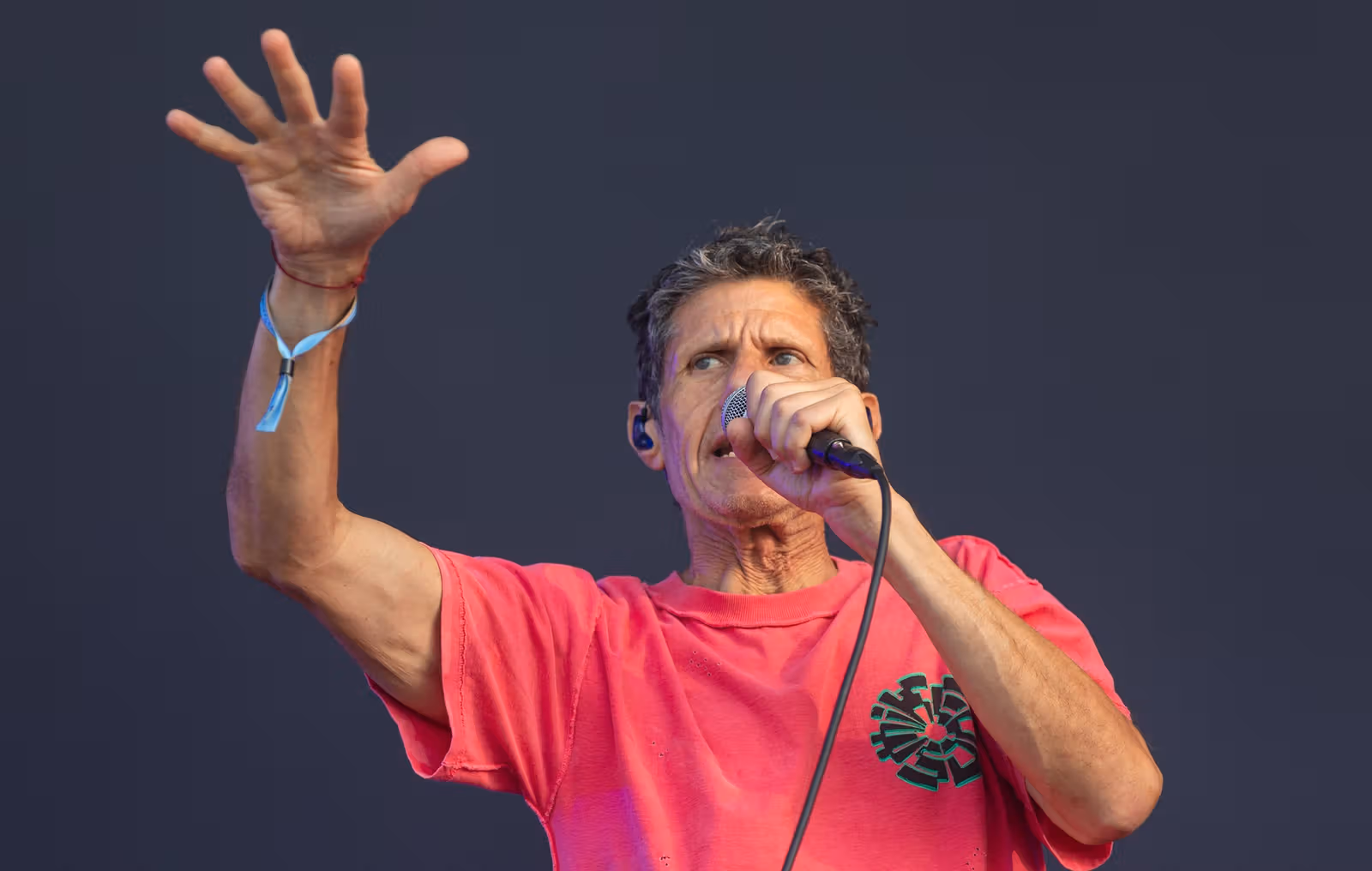 Mike D、ソロツアーで電撃再結成:Money Mark、Mix Master MikeがLAで共演