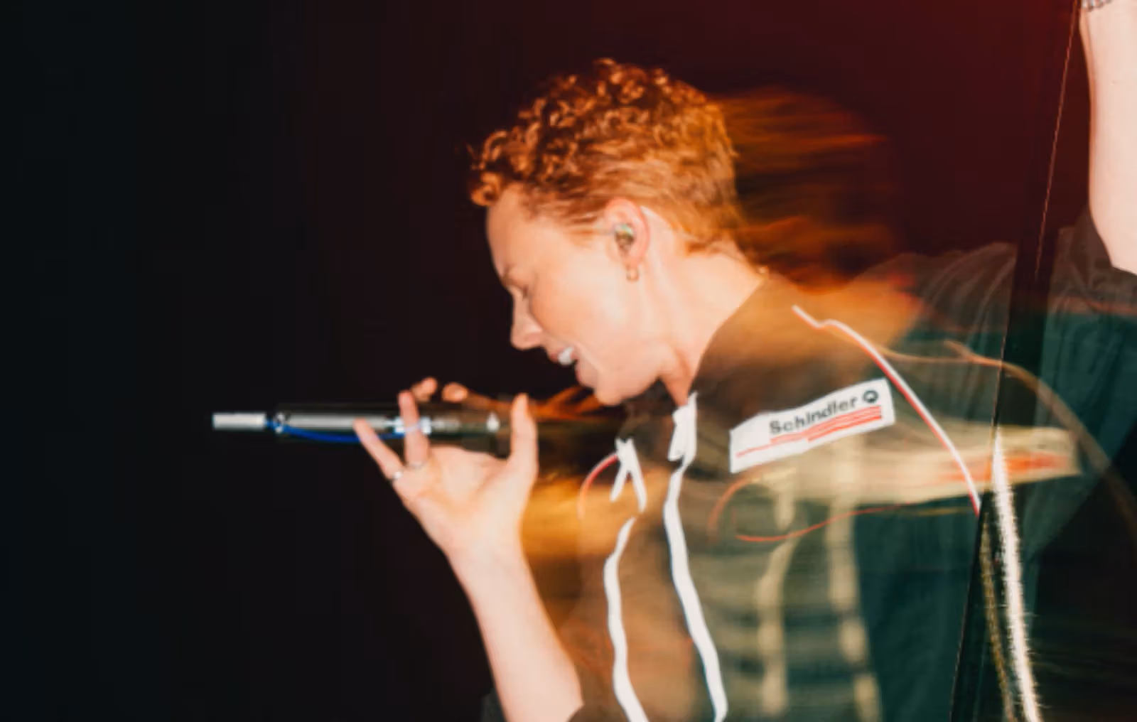 La Roux 宣布2027年巡演,新專輯《Old Flames》告別17年感情