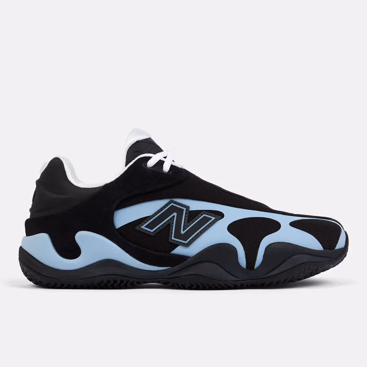 New Balance's First Maxey Signature Shoe Debuts, Letting Silhouette Alone Build Its Identity