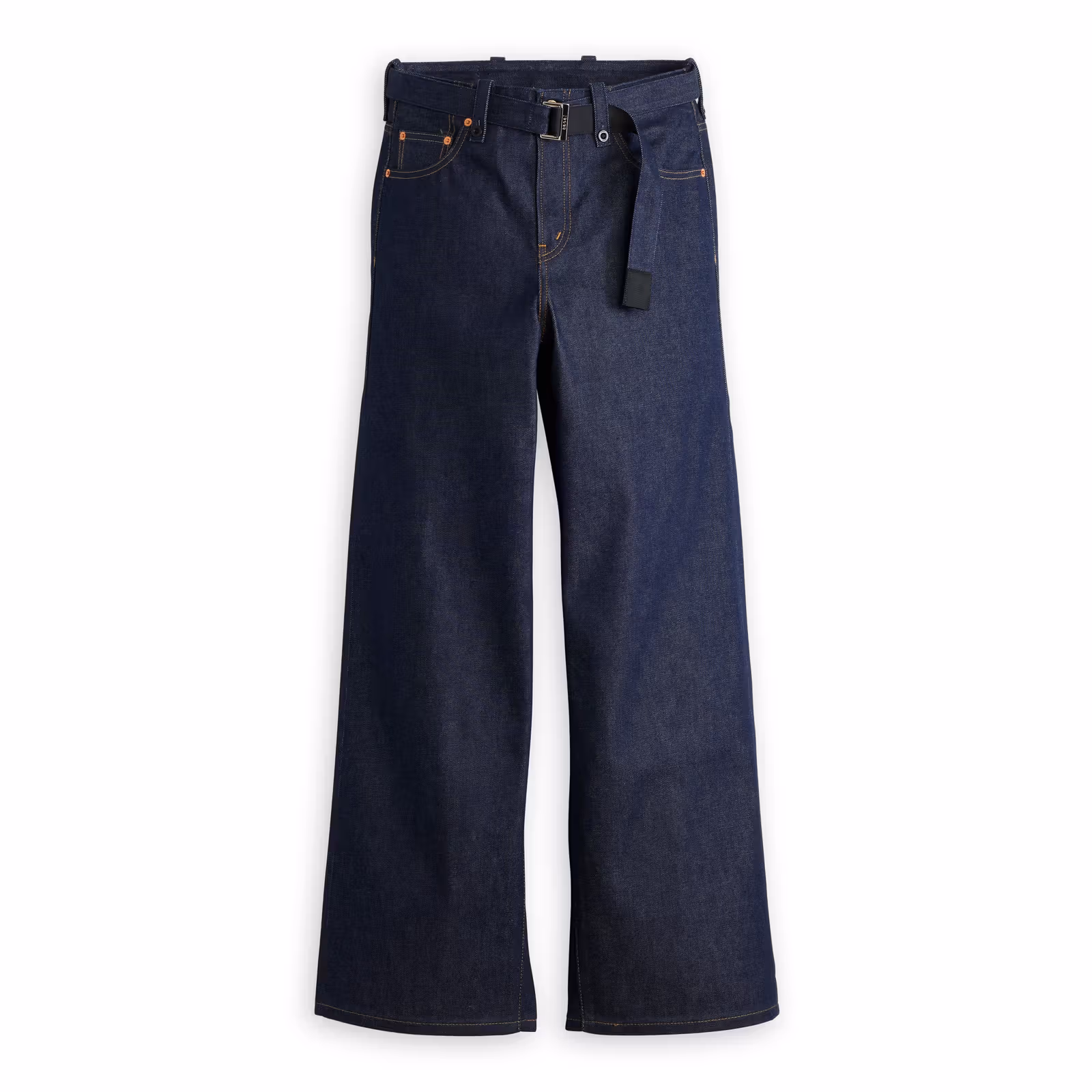 Levi's x sacai 三度联名:这次不换布料,阿部千登势把版型拆解得更深