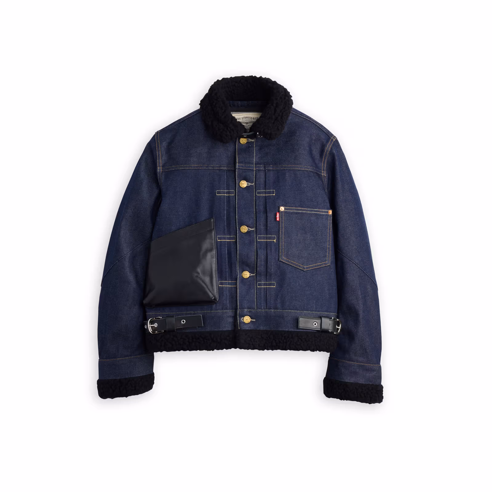 Levi's x sacai 三度联名:这次不换布料,阿部千登势把版型拆解得更深
