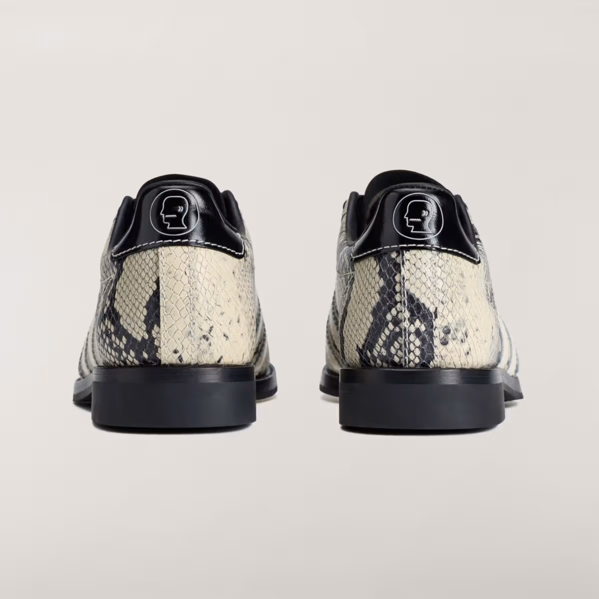 Brain Dead x adidas Samba Bowling「Snakeskin」、三本線スニーカーが蛇柄を纏う