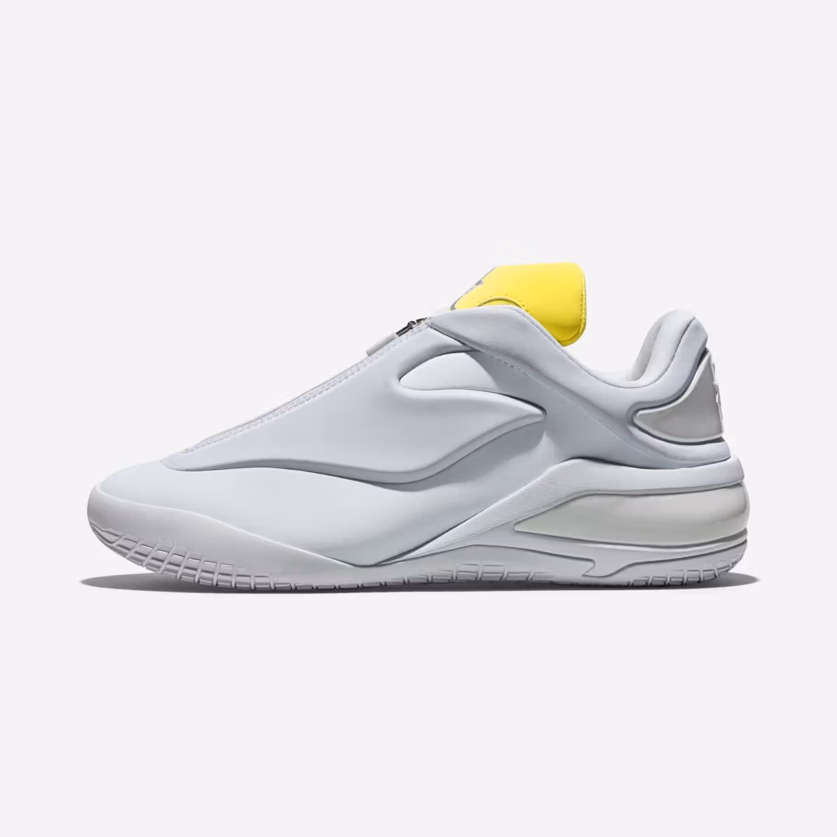 Converse SHAI 001 Shroud「Spark」が登場:グレーの外殻の下に潜むDream Yellow