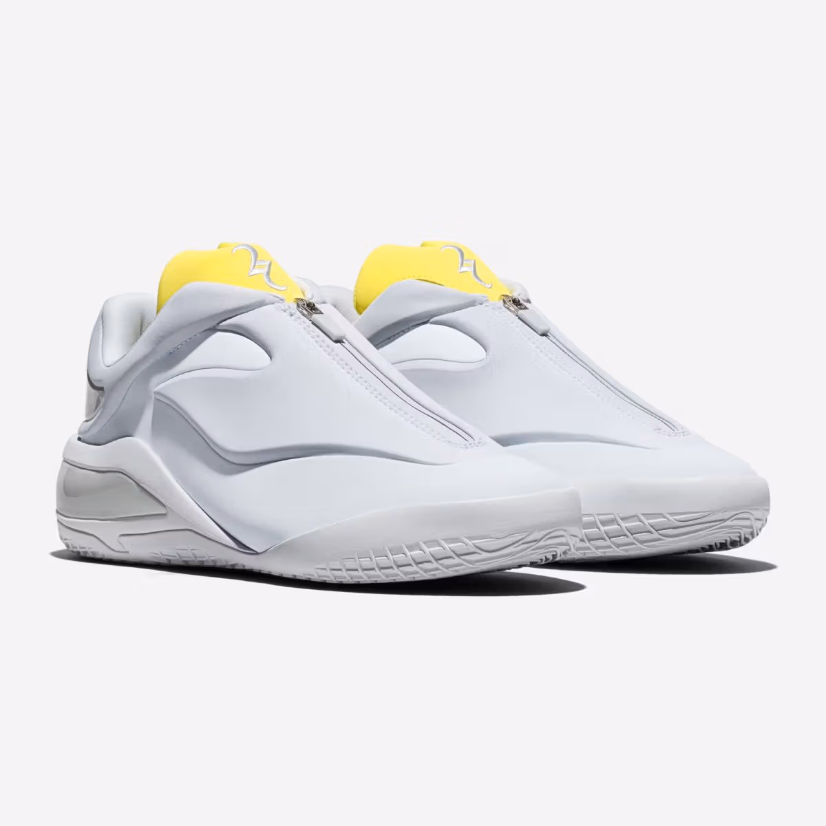 Converse SHAI 001 Shroud「Spark」が登場:グレーの外殻の下に潜むDream Yellow