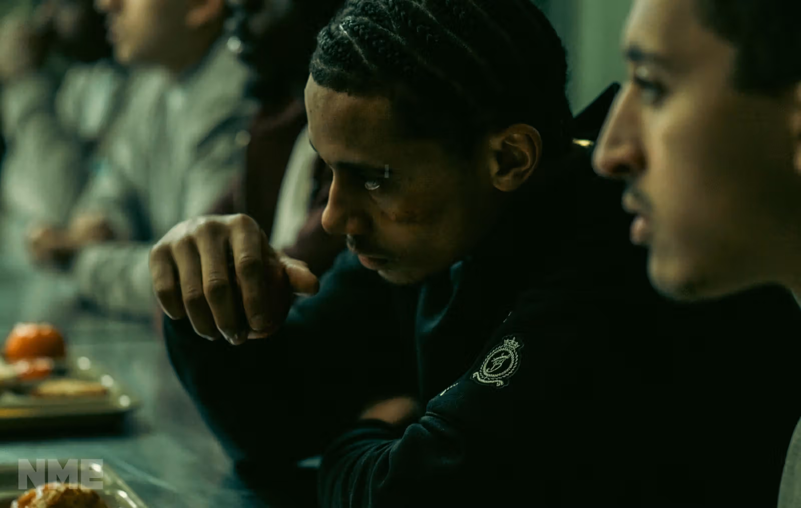 ผลงานกำกับเรื่องแรกของ Ashley Walters «Animol»: คำอธิษฐานนอกกล้อง คุกเยาวชนในกล้อง