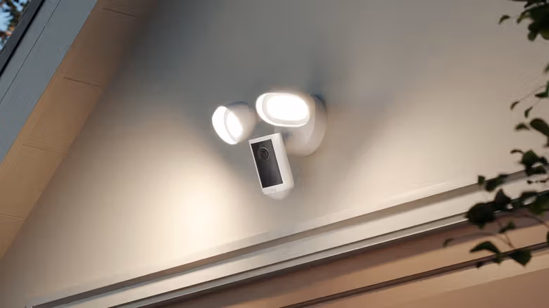 Out of Battery? Ring's New Smart Lock Comes With a Hand-Crank Dial