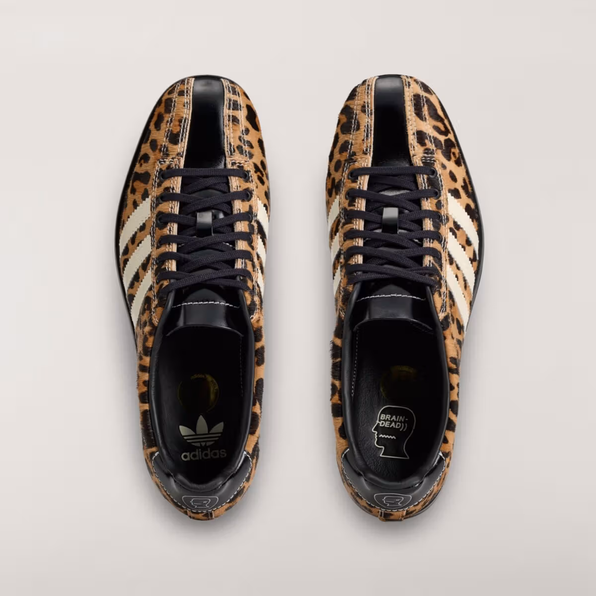Brain Dead x adidas Samba Bowling "Cheetah", 퍼 소재 갑피에 볼링 컬러 조합