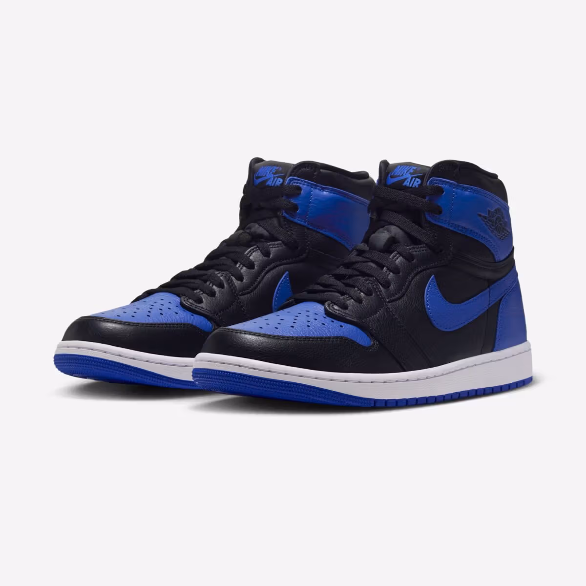 9年ぶり復活、Air Jordan 1 Royalがついに純正レザーに回帰