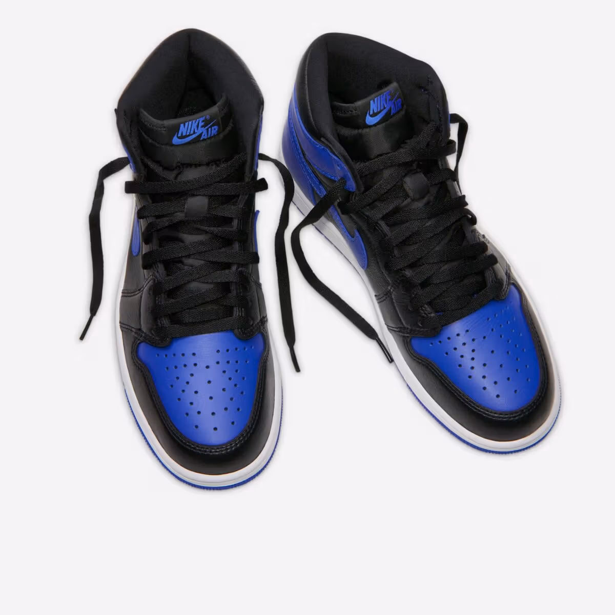 9年ぶり復活、Air Jordan 1 Royalがついに純正レザーに回帰