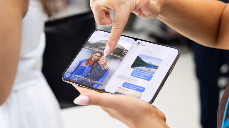 Can You Put a Screen Protector on a Foldable Phone? Go Wild on the Outer Screen, But Never Touch the Inner Screen Yourself