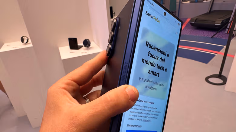 Can You Put a Screen Protector on a Foldable Phone? Go Wild on the Outer Screen, But Never Touch the Inner Screen Yourself