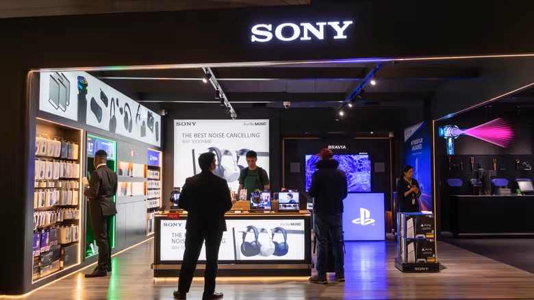 PS5 6년간 세 차례 가격 인상: 2020년 399달러였던 콘솔, 2026년엔 599달러