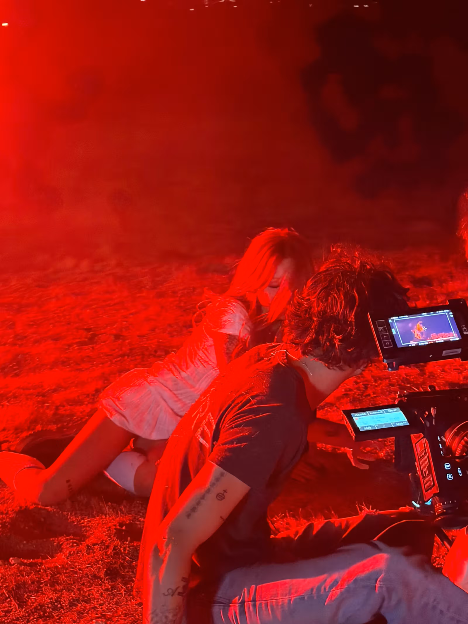 Tiffany Day Teams Up with glaive for New Single "MEANT TO BE," Desert-Set MV Directed by John Kim