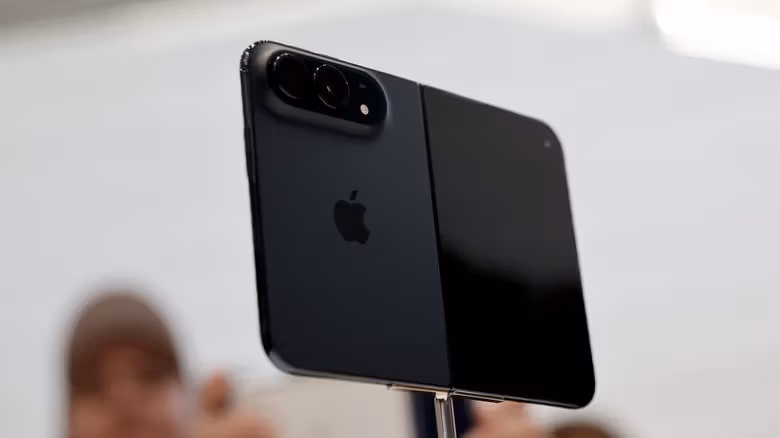 iPhone Duo 출시 전 선점: 애플, Get Ready 툴로 예약판매 줄서기 건너뛴다