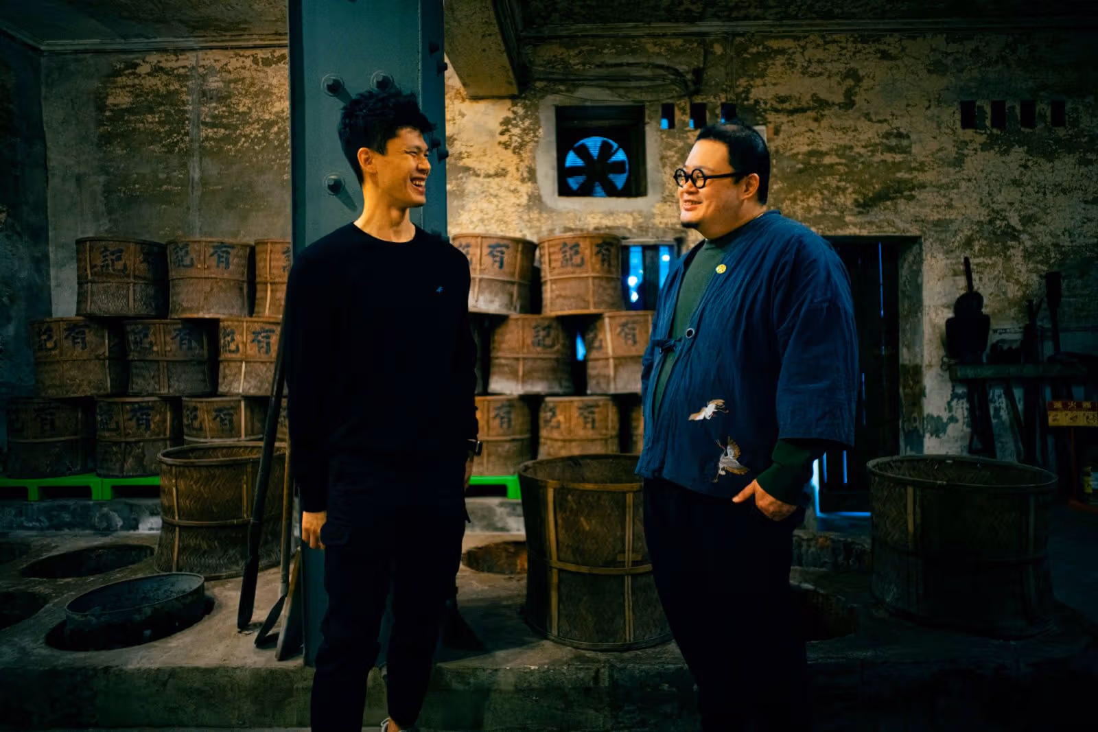 Nobu ถ่ายรูปร่วมกับทายาทรุ่นที่ห้าของโรงชาโหย่วจี้