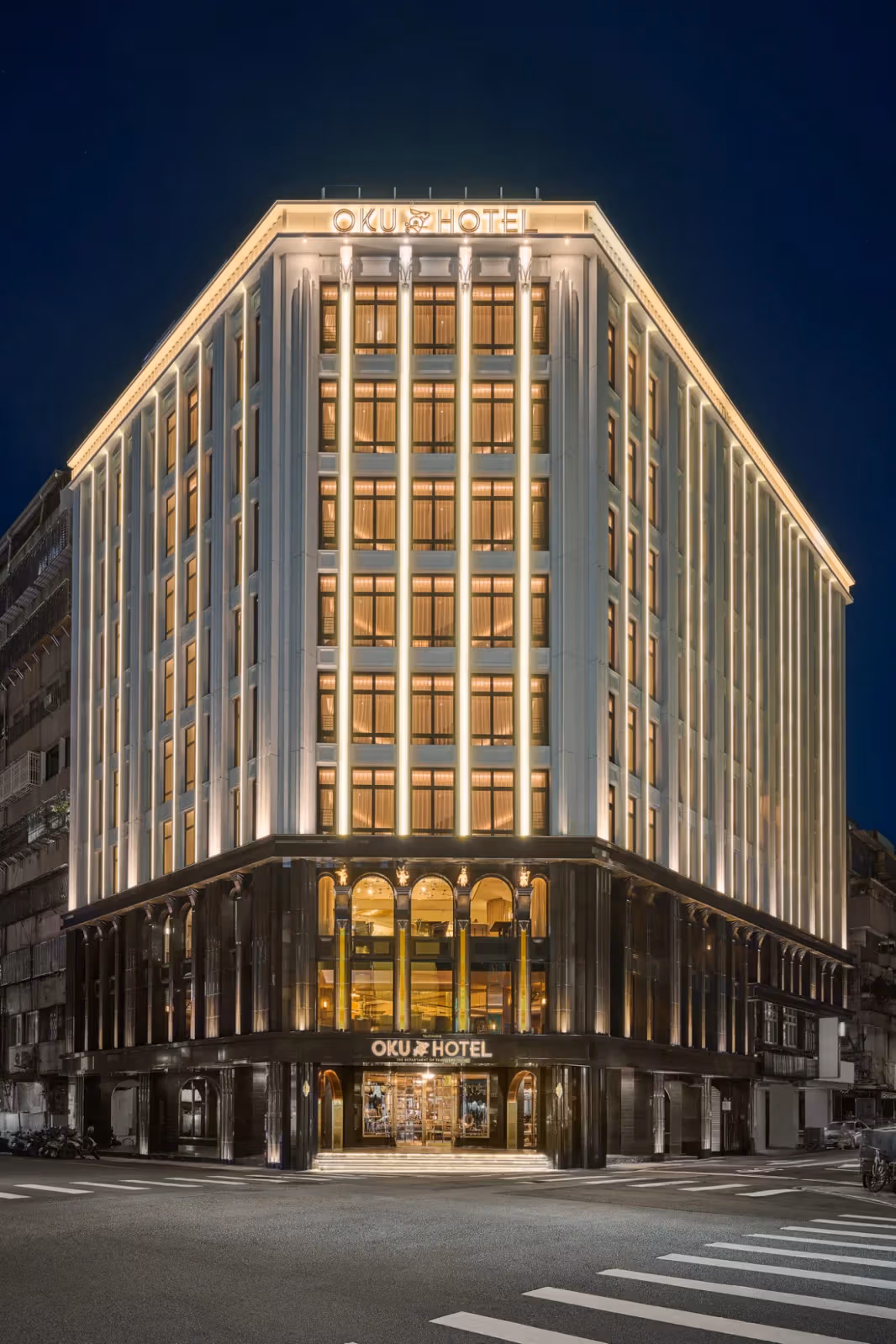 Building preserving its original structure