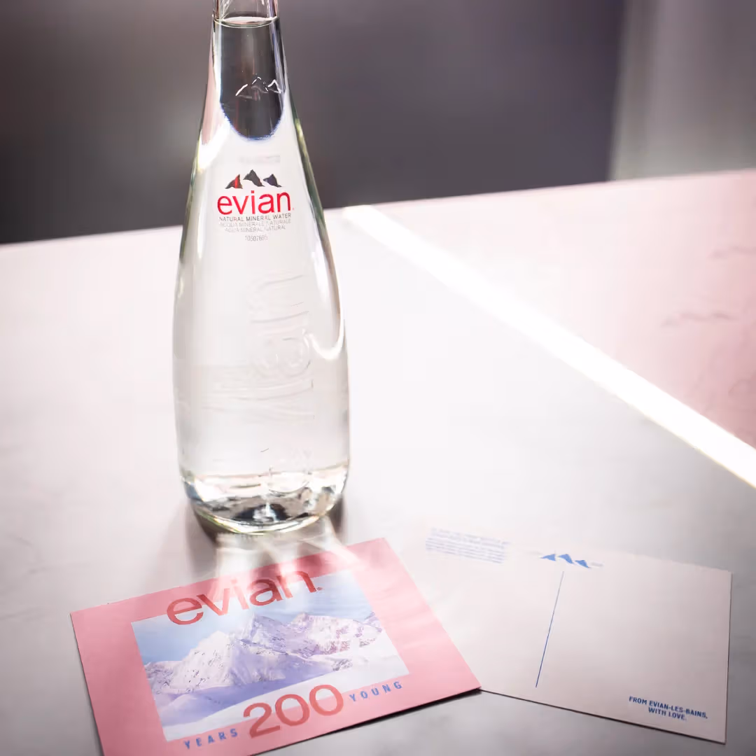 evian 200周年イベントの様子