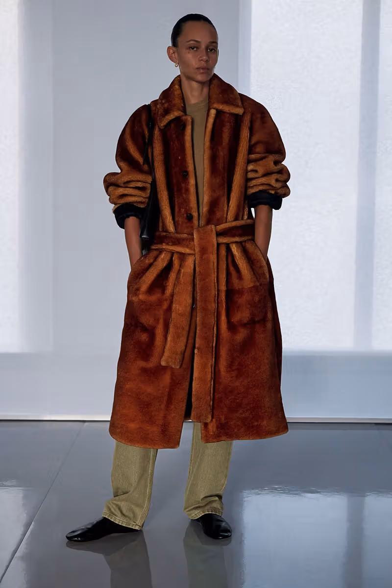 ภาพลักษณ์คอลเลกชัน Phoebe Philo Collection F