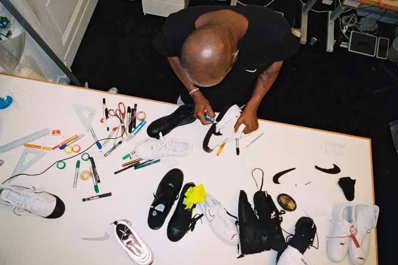 ประเด็นสำคัญ | นิทรรศการย้อนผลงาน Virgil Abloh ในชื่อ "The Codes" เตรียมจัดขึ้นที่ The Shed นิวยอร์ก เริ่มธันวาคมนี้
