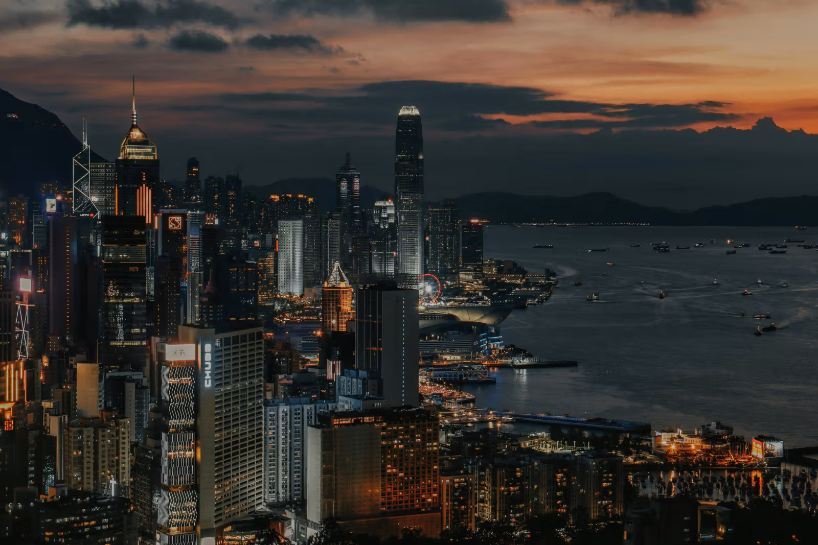 ประเด็นสำคัญ | รีวิวไฮไลท์การท่องเที่ยวฮ่องกงปี 2026: การแสดงตรุษจีนและศิลปะบาเซิลสิ้นสุดลงแล้ว แต่คุณยังสามารถดูคู่มืออาหารและนิทรรศการความคิดถึงได้