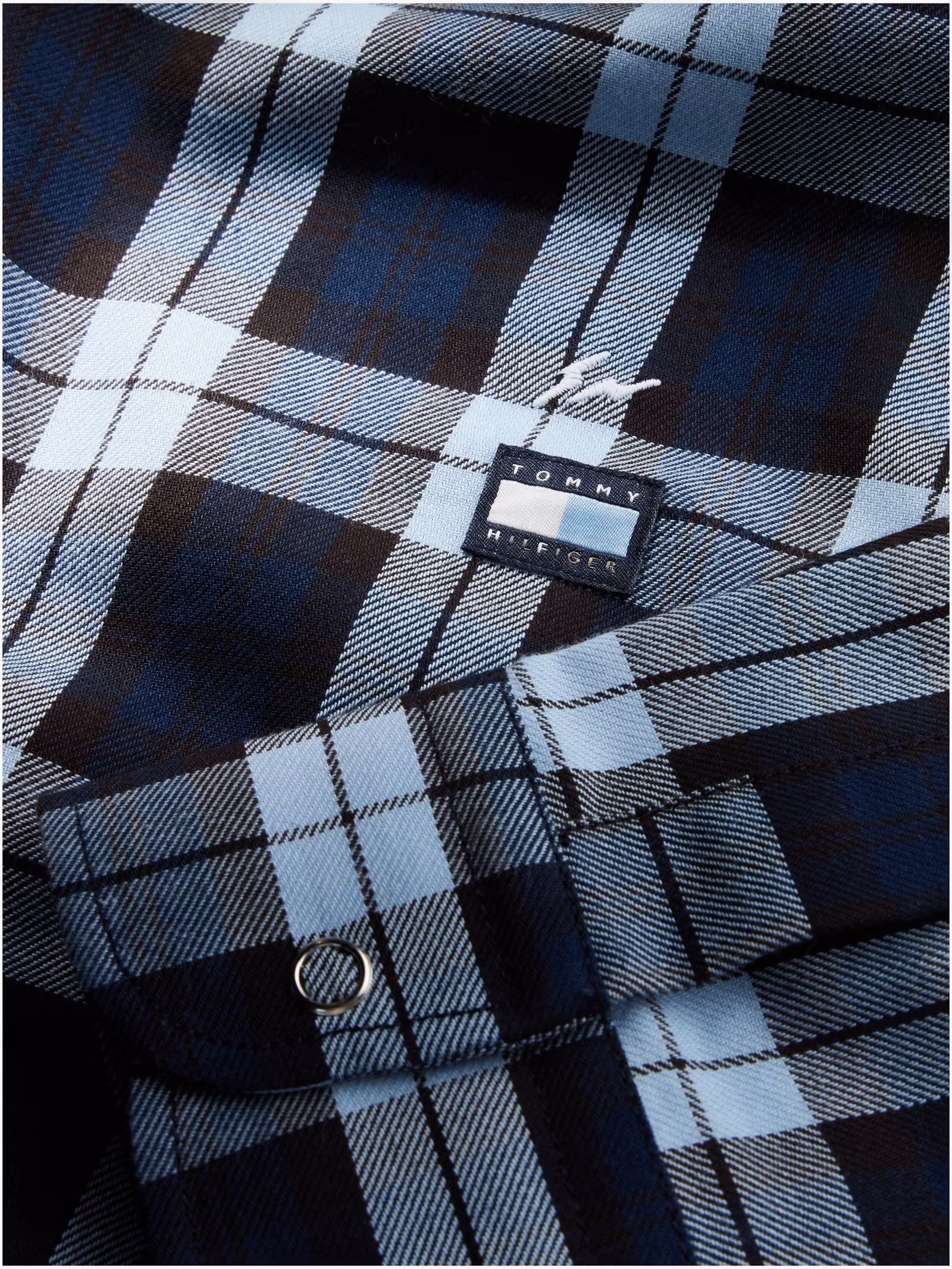 ซีรีส์การทำงานร่วมกันของ Tommy Hilfiger x FRGMT ชุดรูปภาพ 21