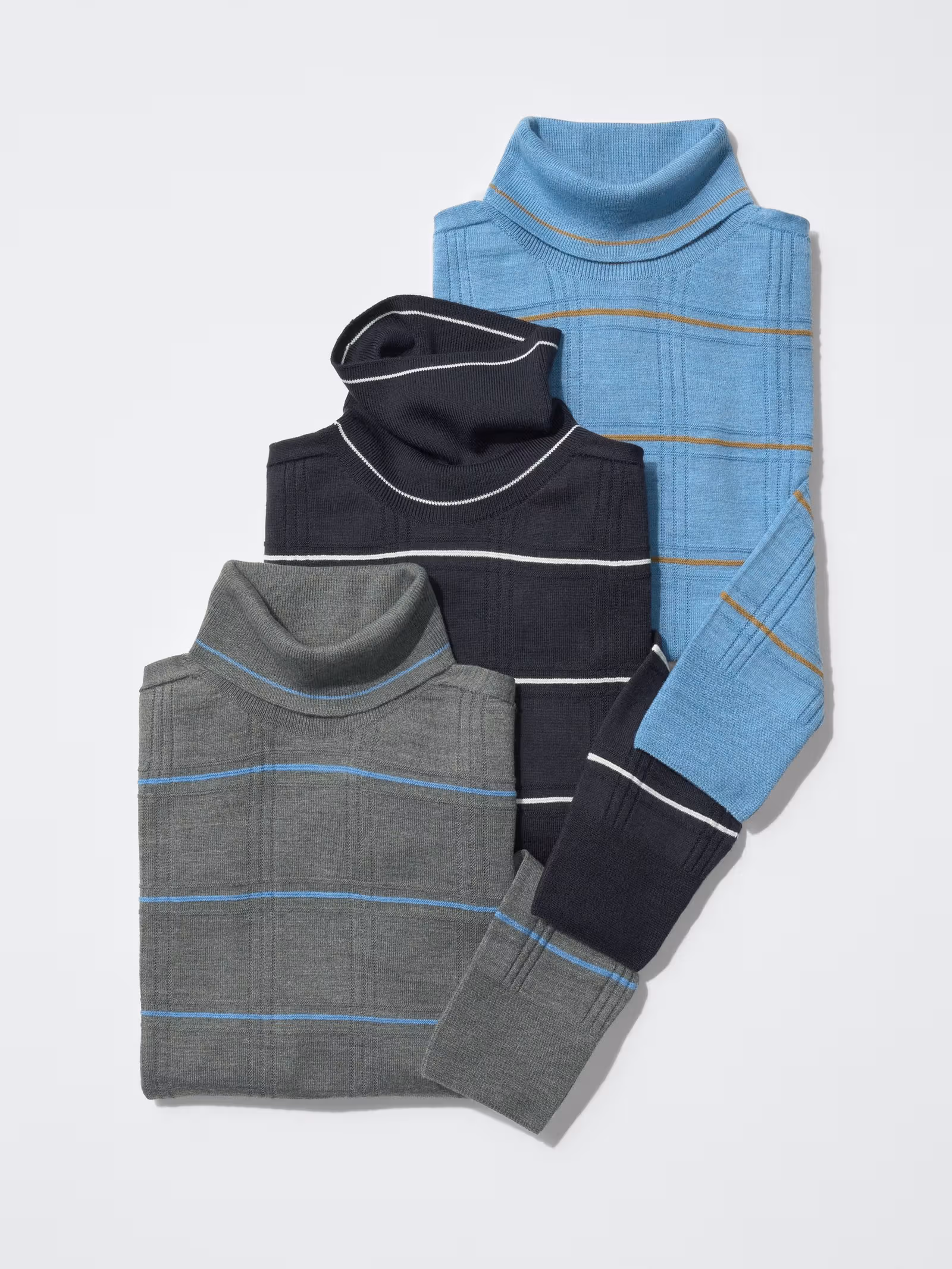 UNIQLO F.RISSO เสื้อถักคอสูงสีพื้น