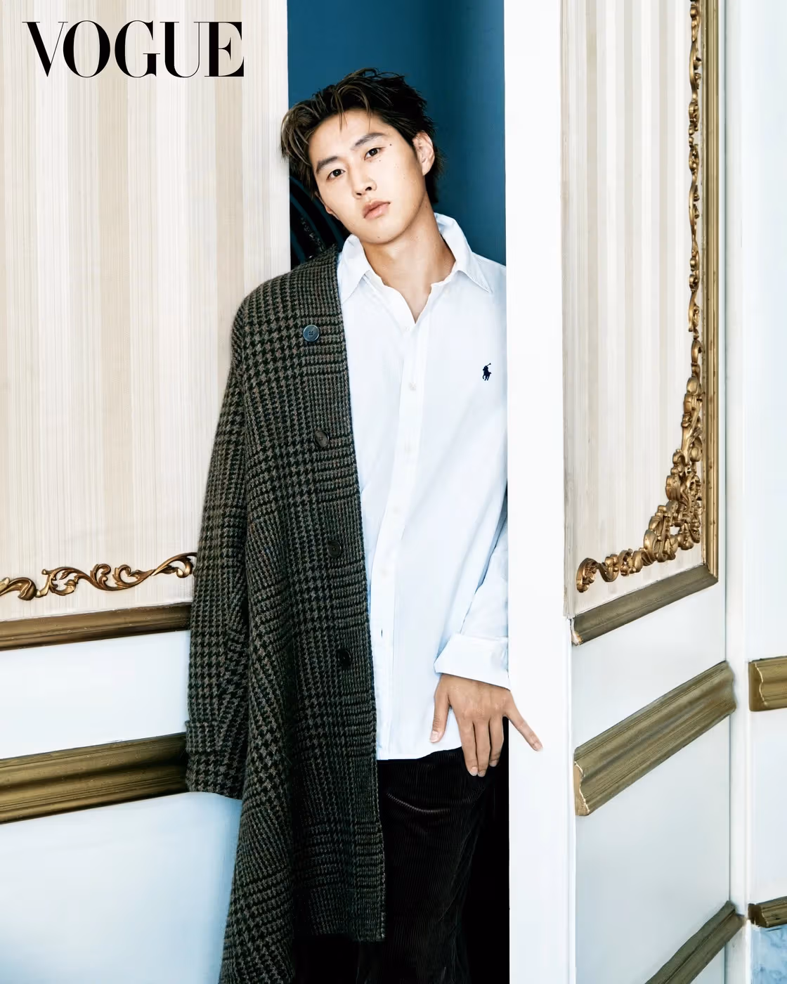 Li Gangren’s shirt and jacket layers