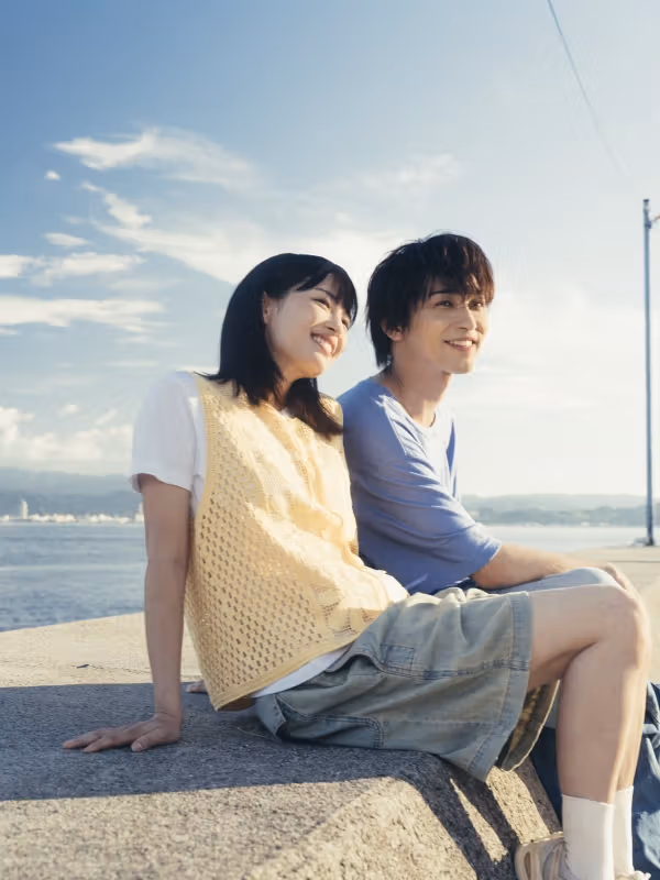 Stills of the two protagonists of You Are Like Stars