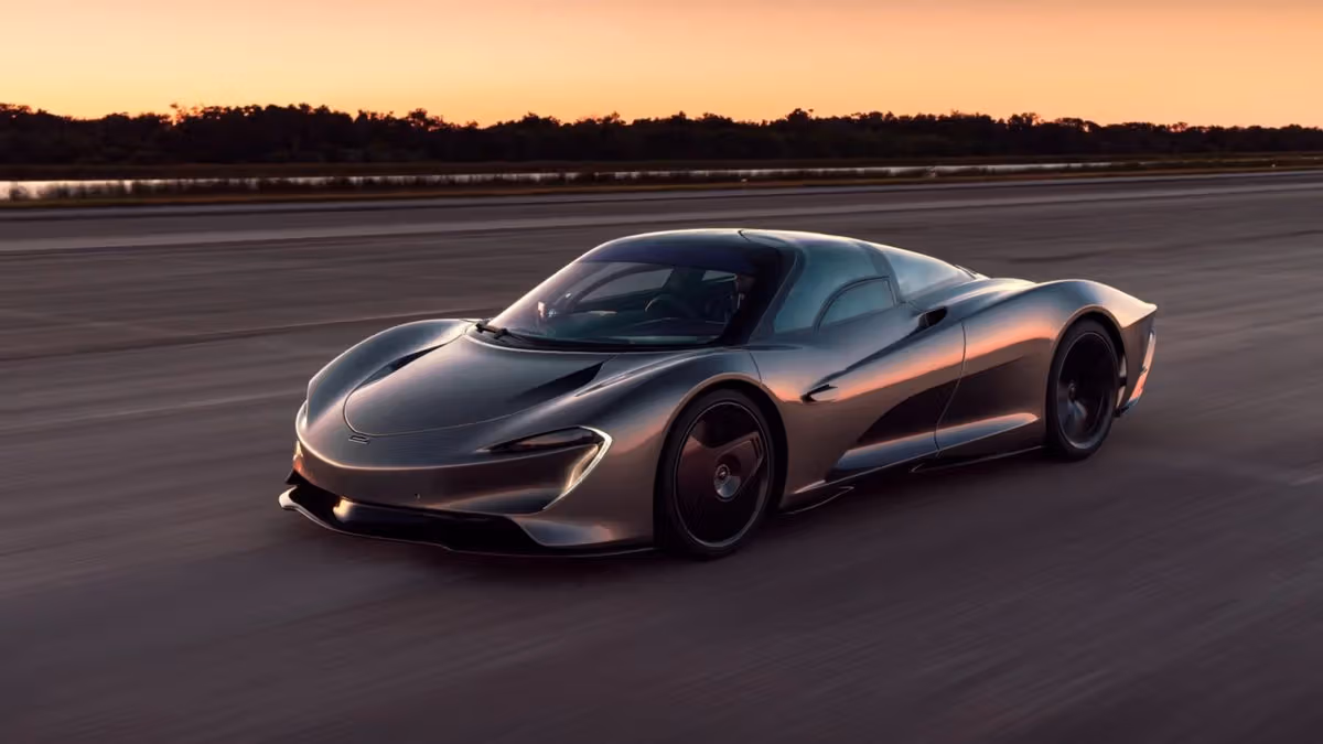 ภาพผลิตภัณฑ์ McLaren Speedtail เน้นสัดส่วนต่ำและหางยาว