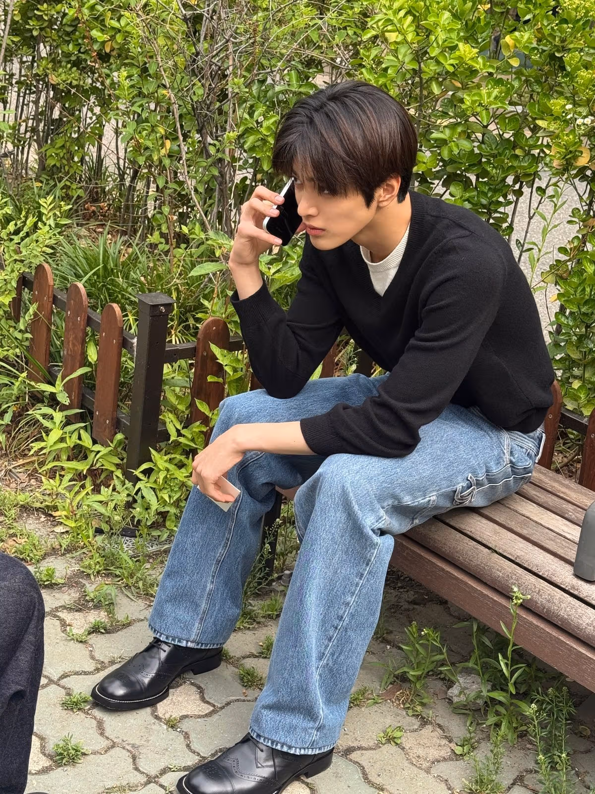 A Different Way to Wear the Same Knit: V-Necks, Crewnecks, Zips and Short Cardigans