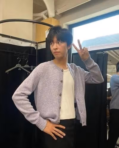 Hong Kyung’s crewneck cardigan combines texture and a shorter length.
