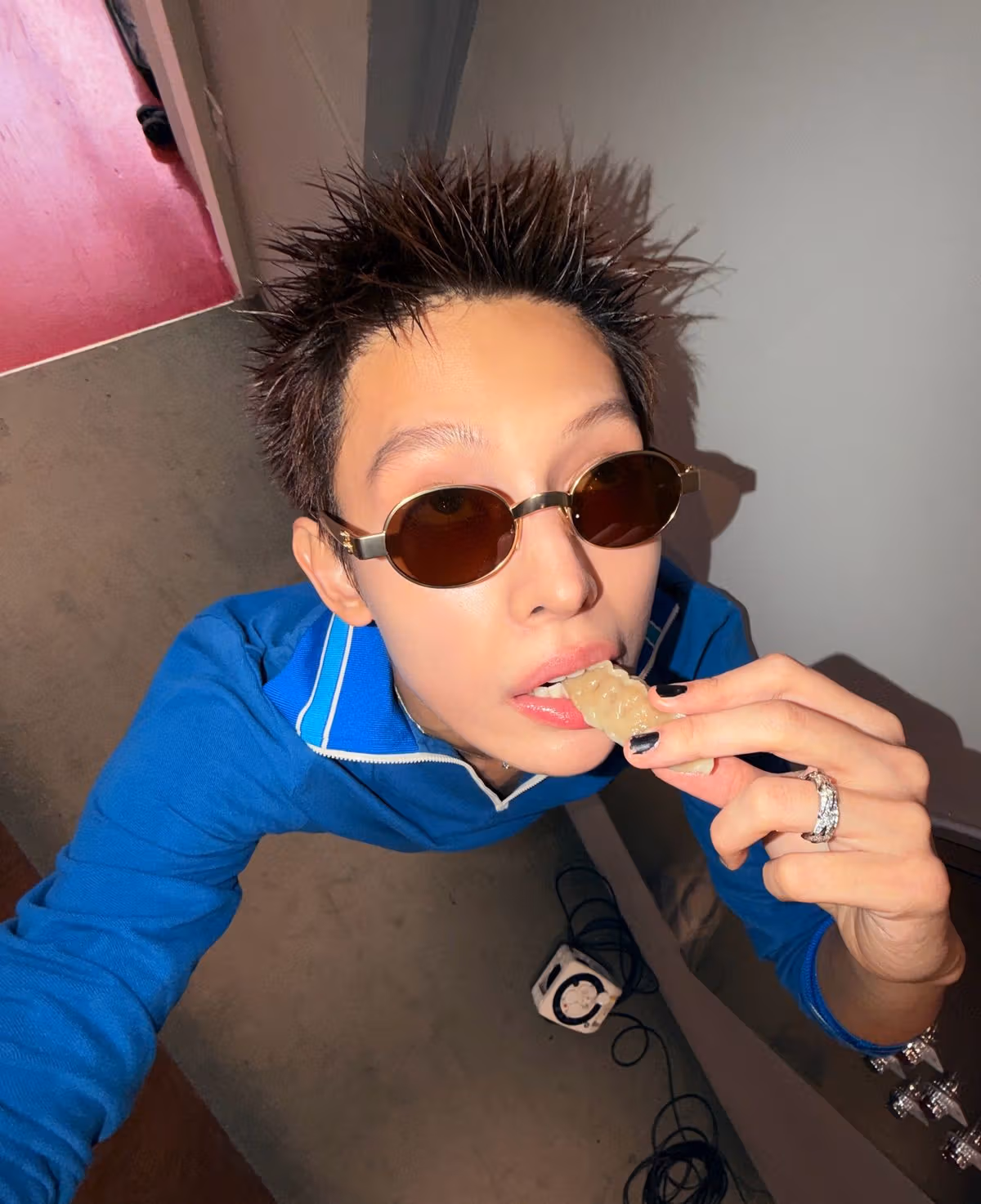 อ่าน Spiky Hair ของไอดอลชาย: จากโชทาโร่ถึงแทยัง เทียบทิศทาง ช่อผม และความสูง