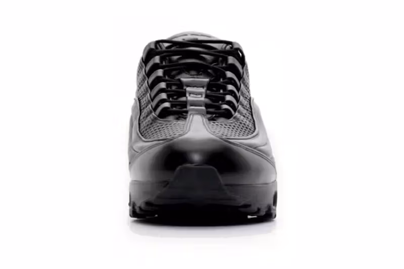 ภาพต้น Air Max 95 Lux หัวและเชือกด้านหน้า