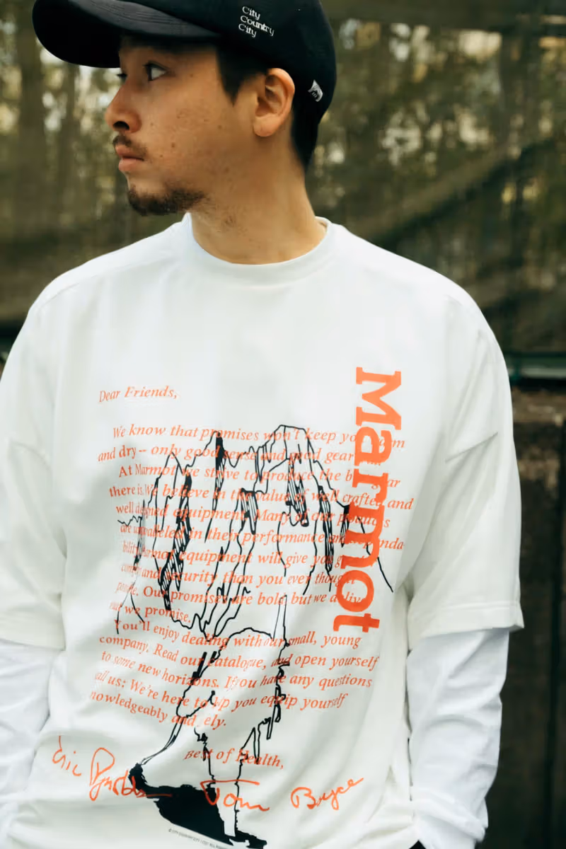 เสื้อยืดแขนยาวกราฟิกขาว Marmot CITY COUNTRY CITY