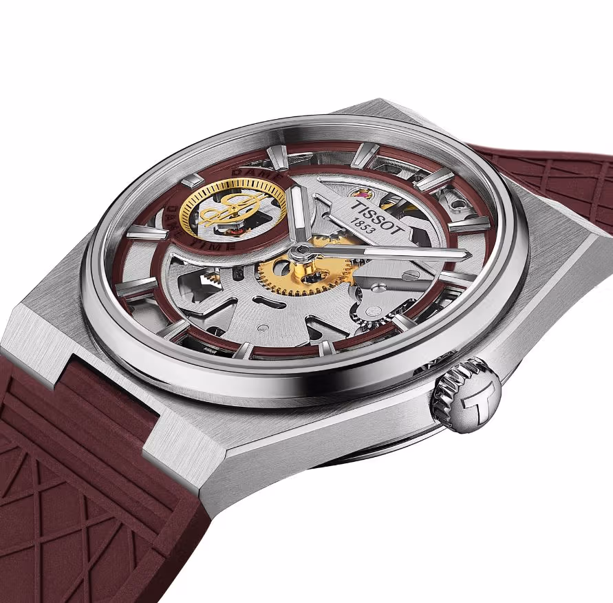 Tissot PRXのスケルトン構造とリューズ、ケース厚の斜め側面