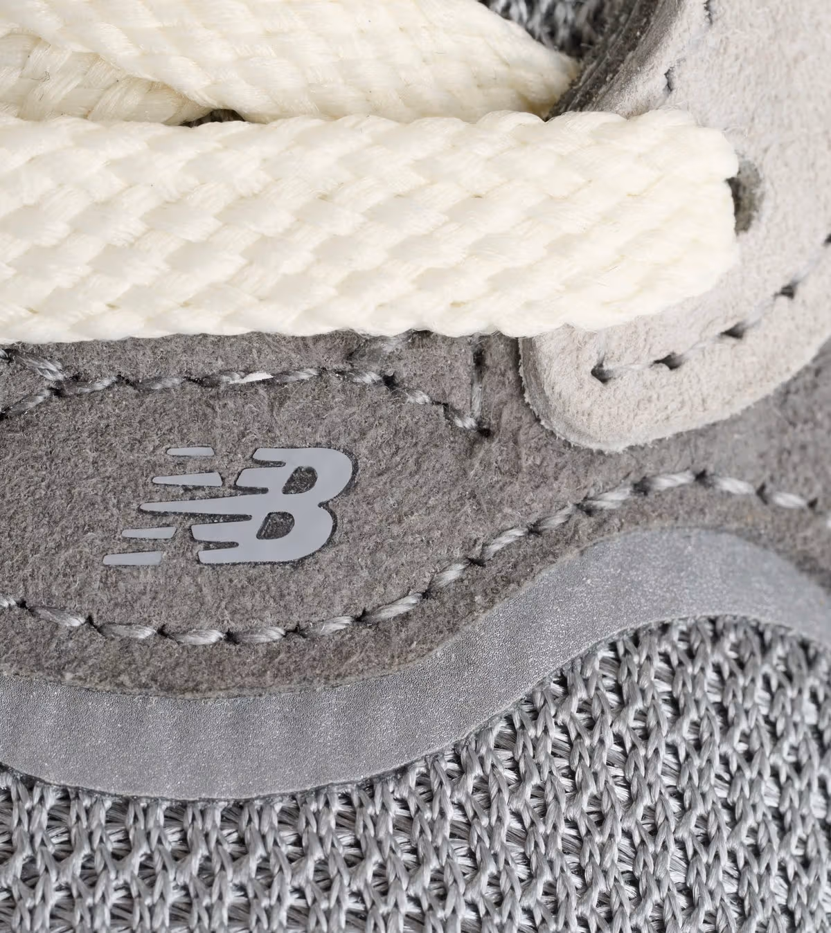 Grey suede stitching and mesh on the 990v7