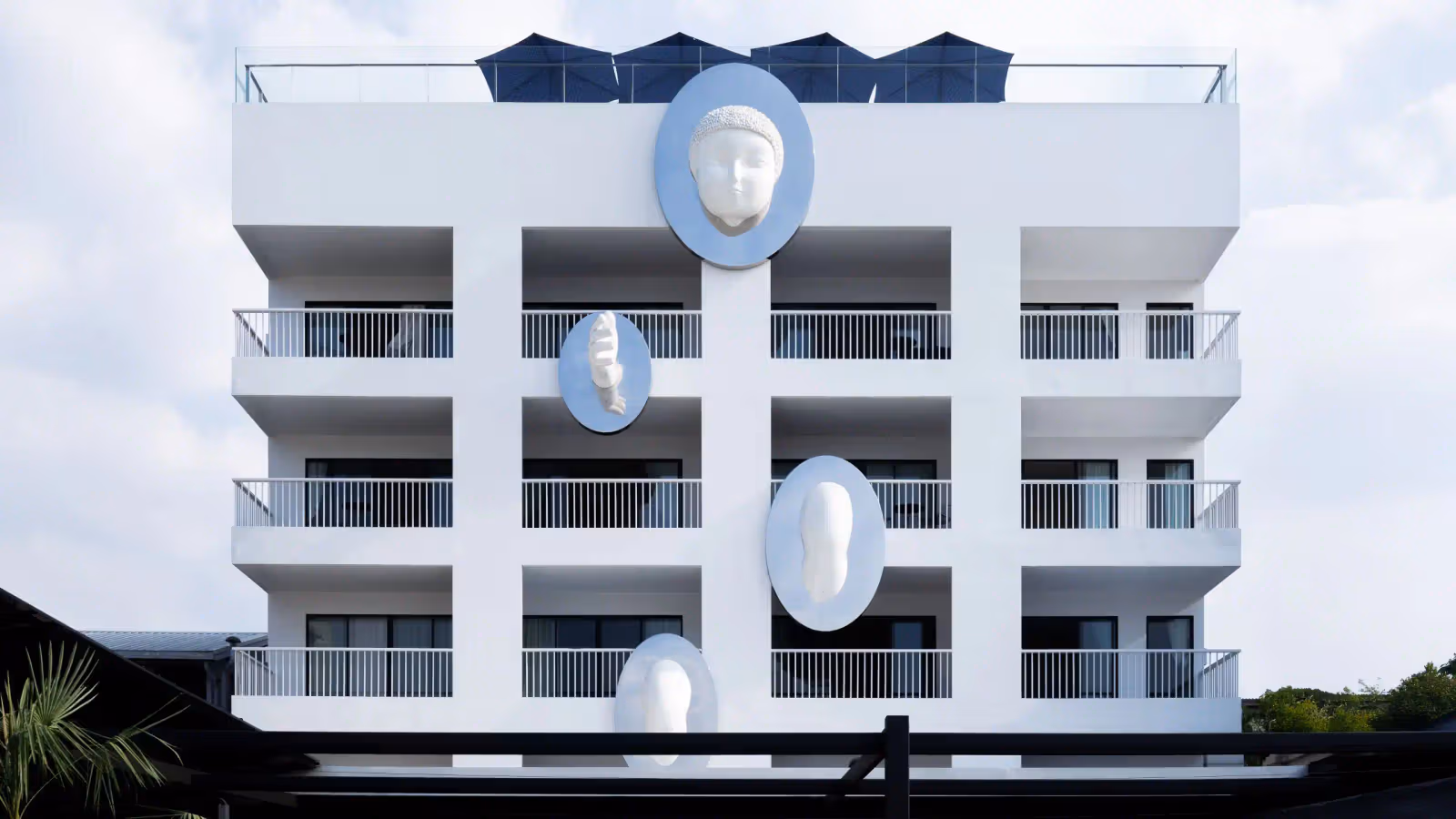 QURO Bangkok Riverside joins Hyatt: choosing a 62-room riverside stay with an art lobby and rooftop pool