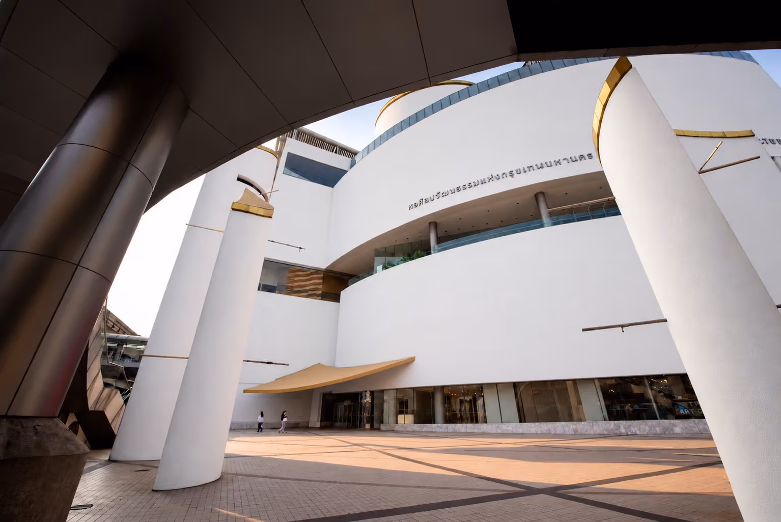 Bangkok Art Biennale opens October 29: choosing 11 venues and catching BACC’s shorter ninth-floor run
