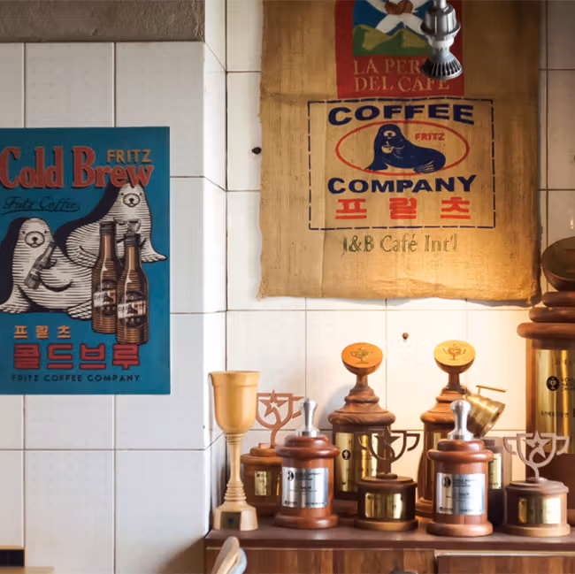 Brand displays and coffee equipment at Fritz’s Dohwa branch.