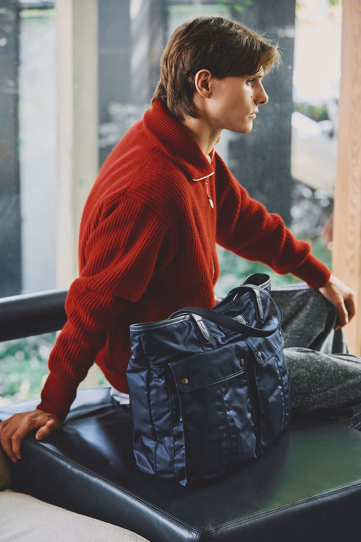 Frontiera dark-blue tote campaign