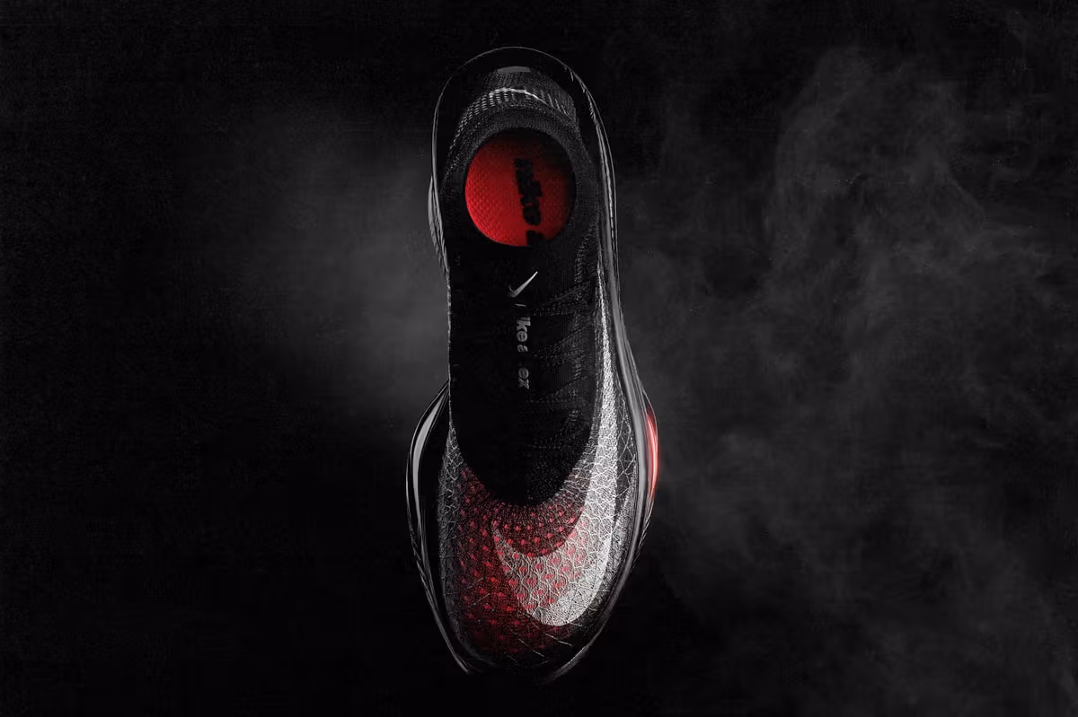 Nike Apex上面のアッパーと履き口