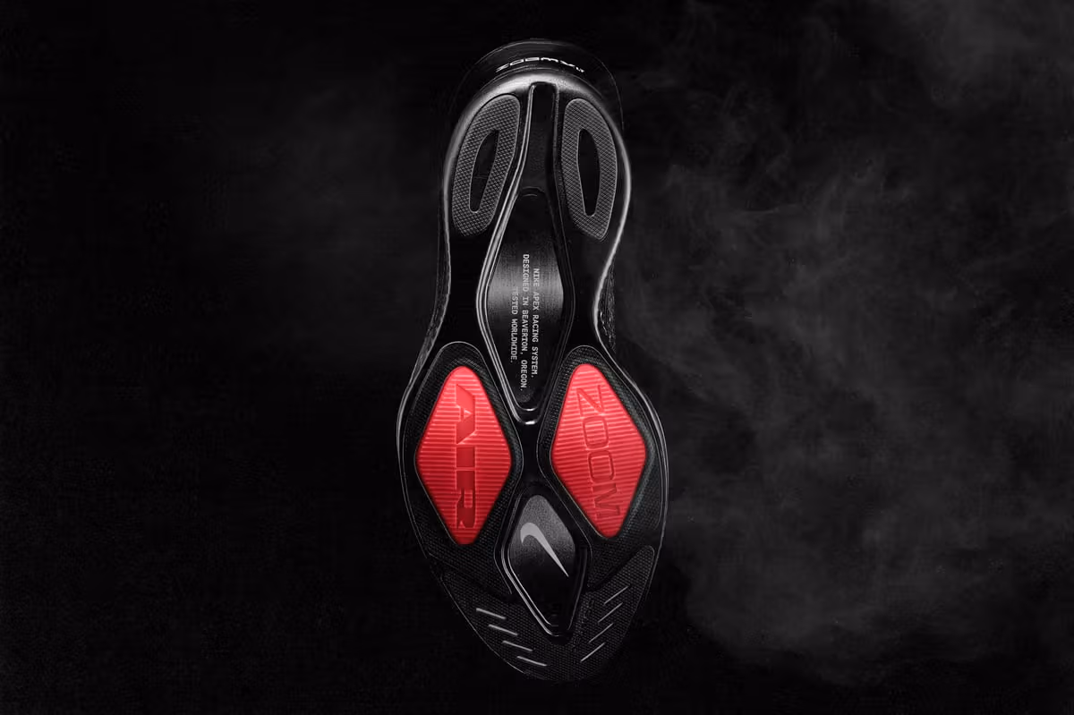 Nike Apexアウトソールと接地区画