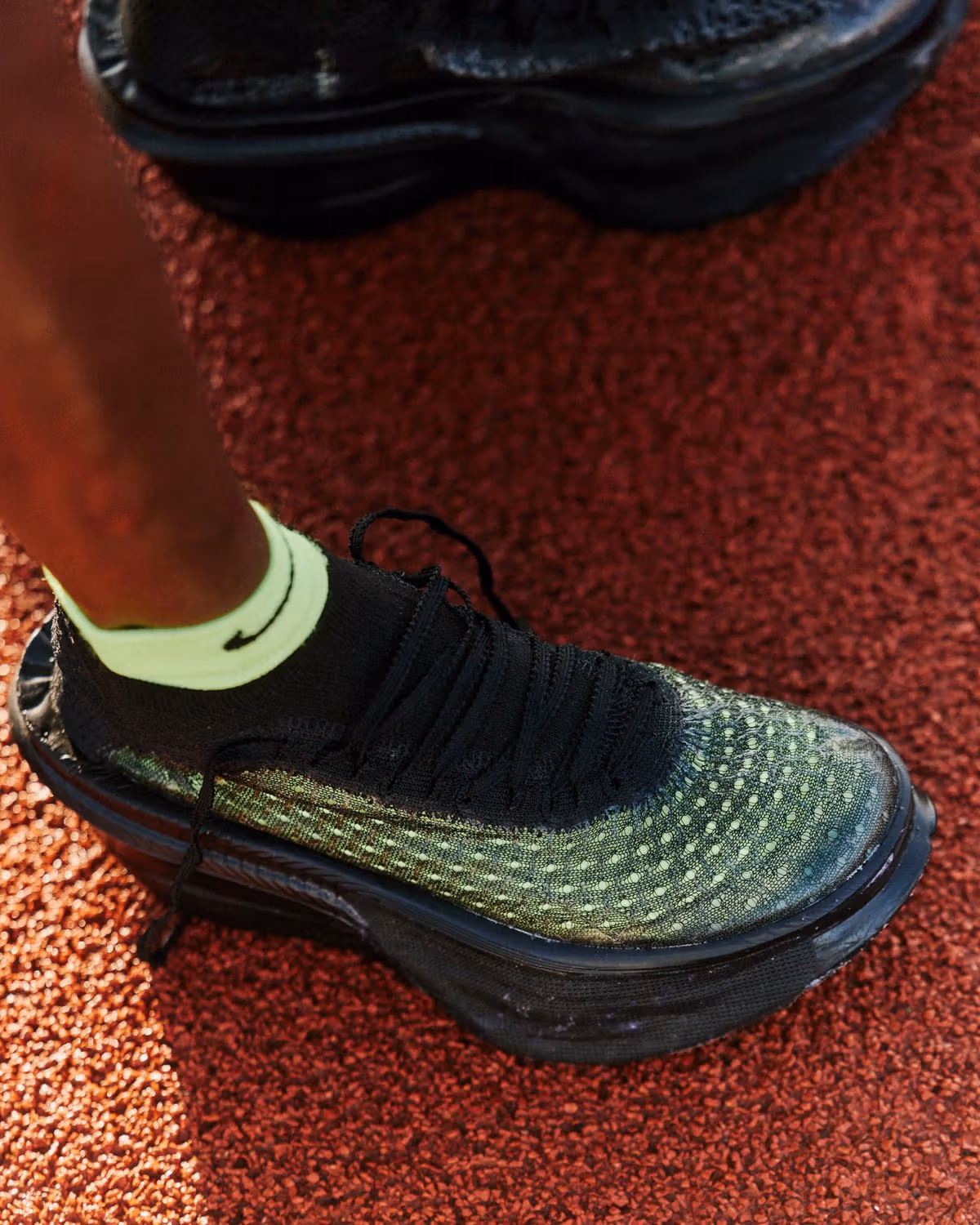 Nike Apexのトラック着用近景