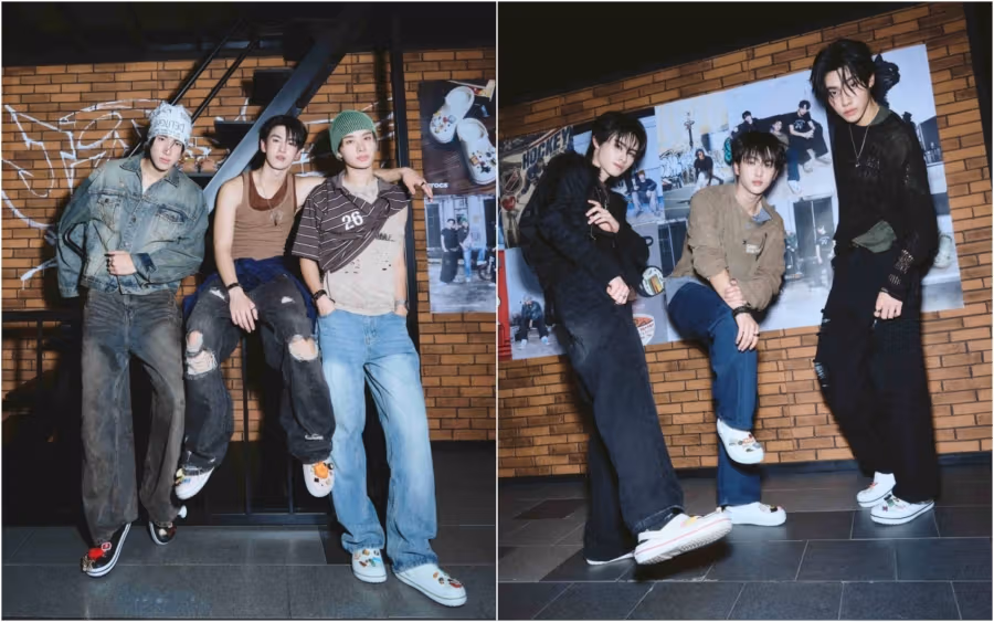 나란히 배치된 사진 두 장에 벽돌 계단 앞에서 여유로운 상의와 청바지, Crocs를 착용한 멤버 6명이 보인다.