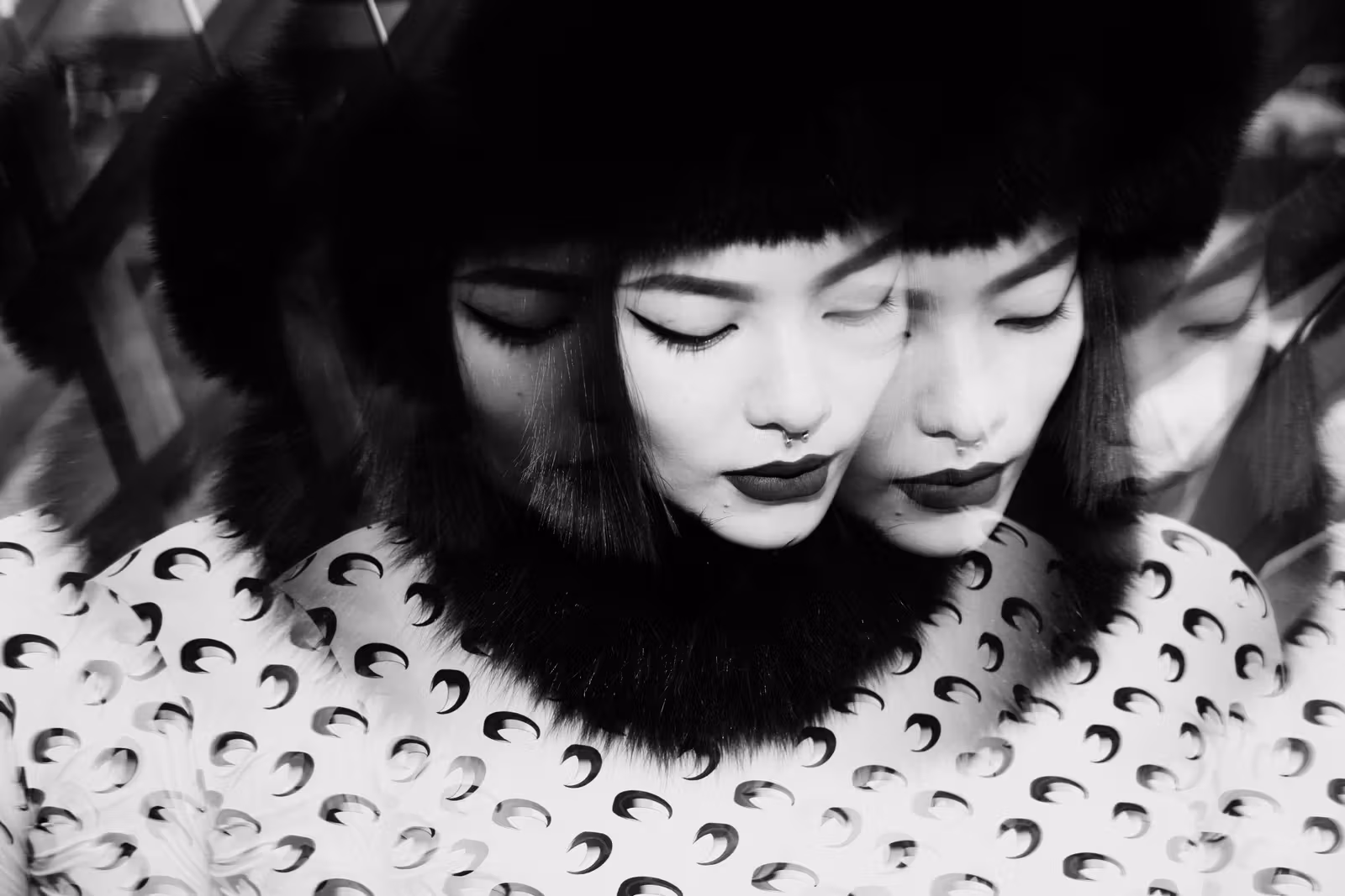 Fashion in Flux ไทเปเลื่อนเปิด 28 ตุลาคม: เสื้อผ้า ร่างกาย และภาพถ่ายจากศิลปิน 35 คน