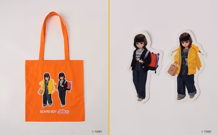 ภาพโทตส้มกับสติกเกอร์รูปตุ๊กตาที่แนะนำในกิจกรรมเปิดตัว