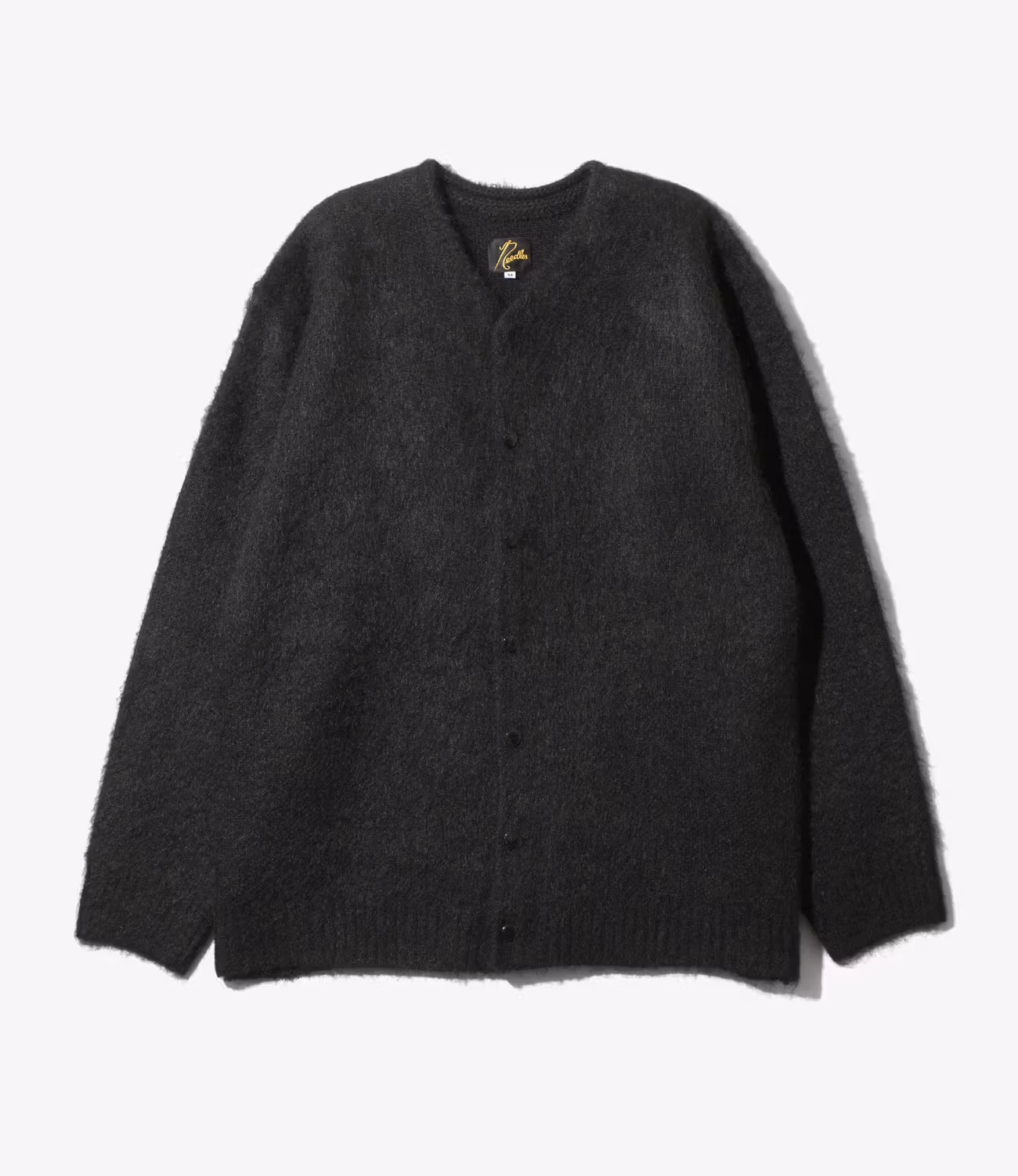 검정 MOHAIR CREW NECK CARDIGAN 정면. 공식 품번 TY415C.